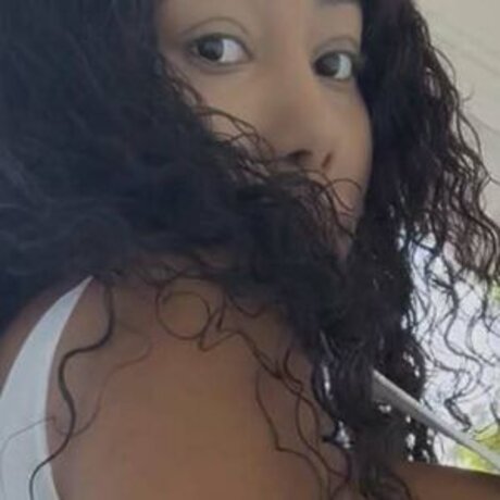 Fatima Belizaire naked star gallery