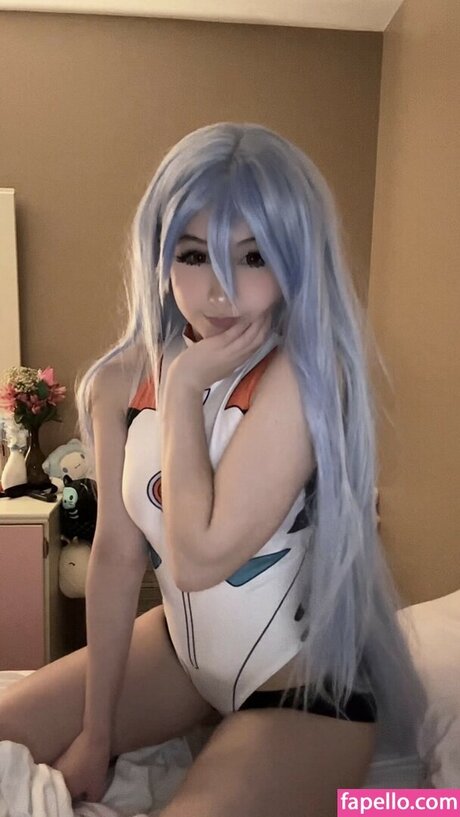 mewingava perfect model photo