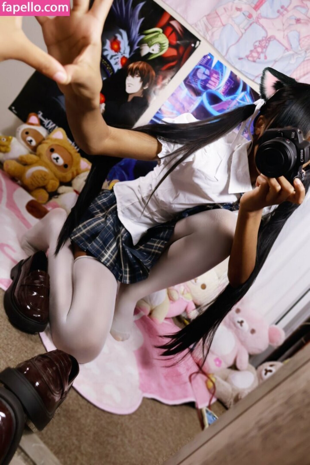 ShesnothingSpecial model sexy pic