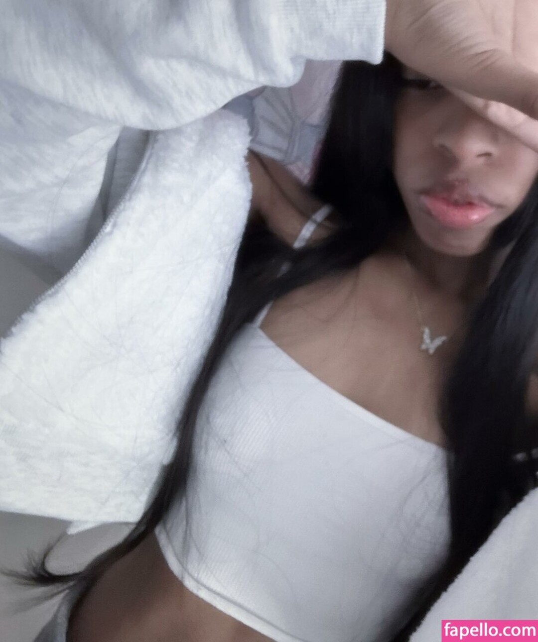 ShesnothingSpecial nude actress pic