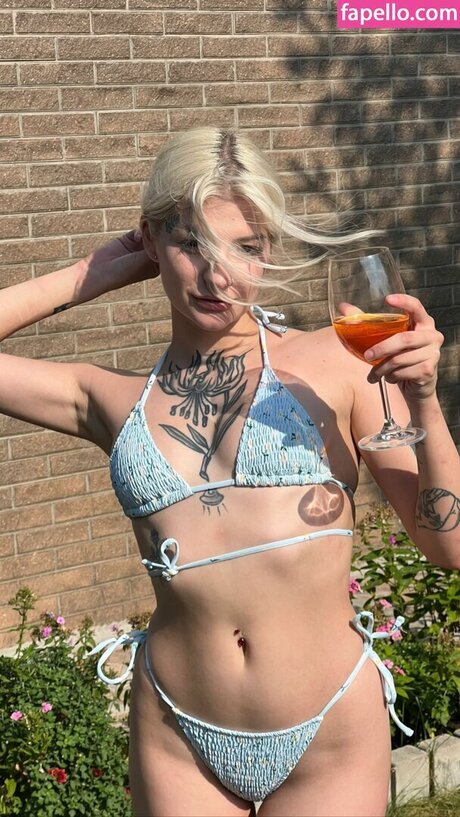 Markizzaaa adult model galleries