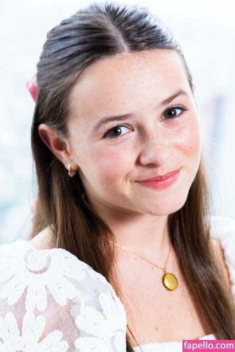 Cailey Fleming pornstar nude photo