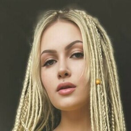 quqqurr pornstar adult img