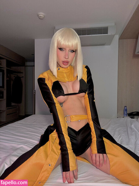 Nikkita Slayer TS star erotic archive