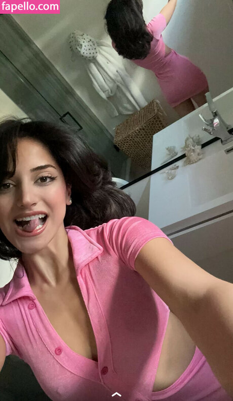 melodymelowo free actress pictures