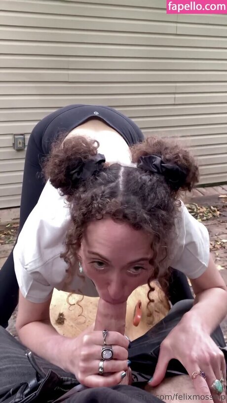 lesbian pussy onlyfans free sex pictures