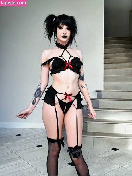 Bell Bo Baggins pretty model images