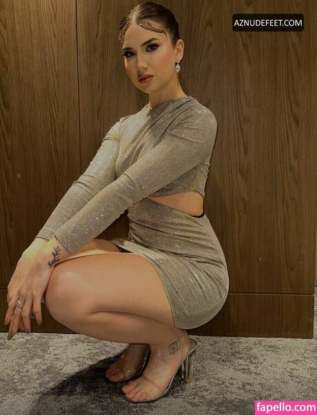 Ece Mumay xxx model image