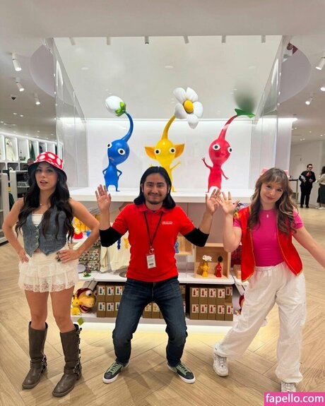 mcd00dle model porn galleries