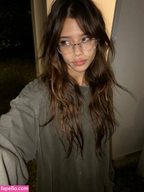 liverandheart art star gallery