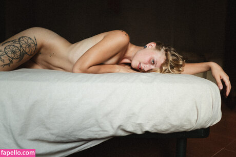 Nastasja Carini nudes model photo