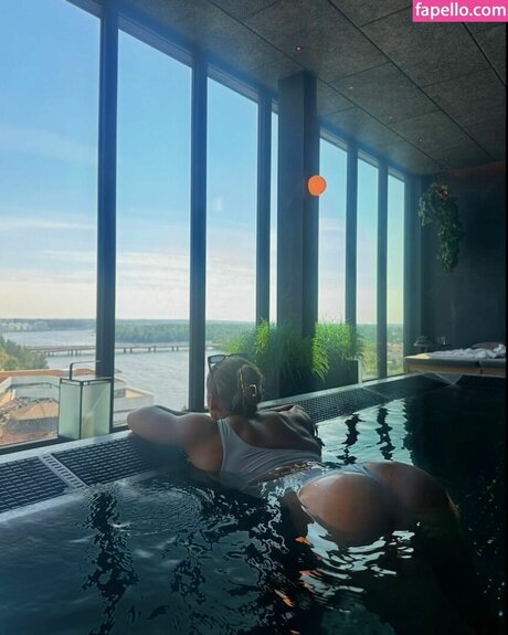 heleneelises star sex picture