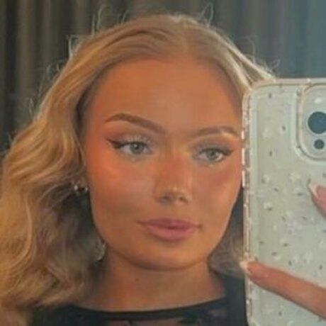 heleneelises pornstar nudes photo