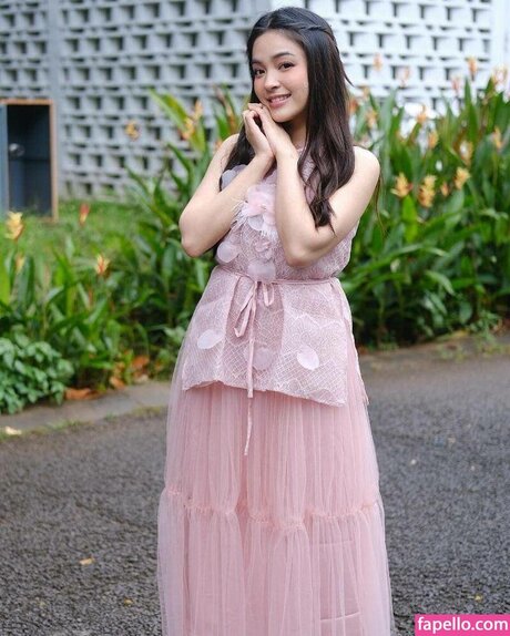 eca aura high quality model pictures