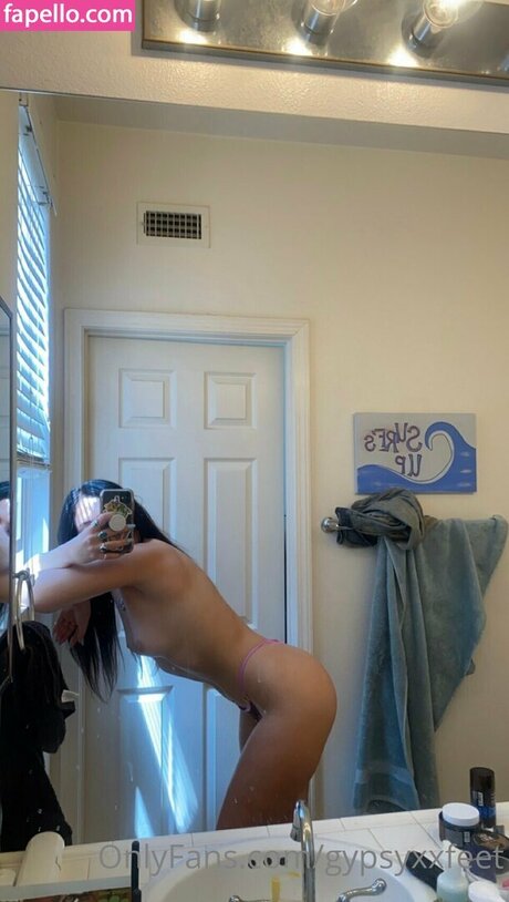 Gypsyxxfeet high quality model picture