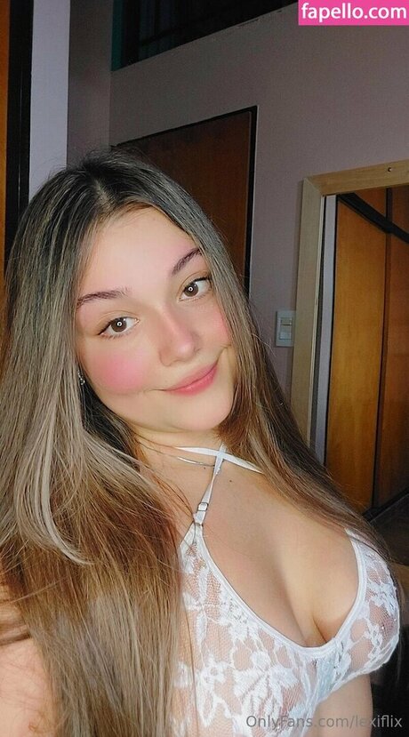 Lexi Thinks pornstar xxx gallery