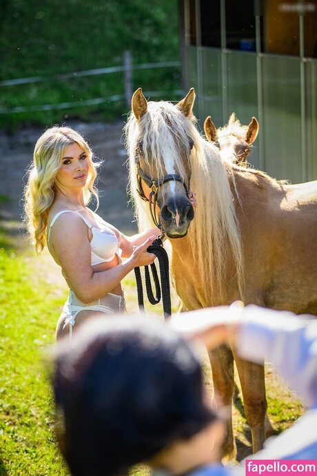 Carolin Gross pornstar nudes picture