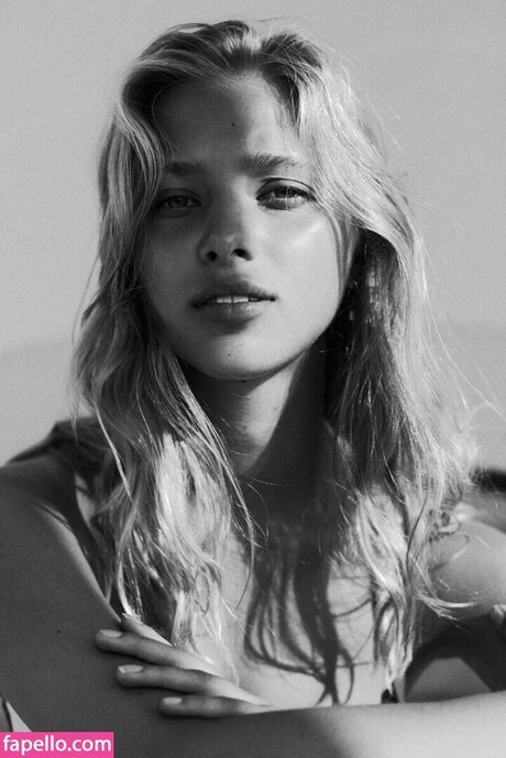 feet milf onlyfans beautiful naked images