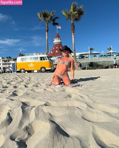 feet milf onlyfans hot naked picture