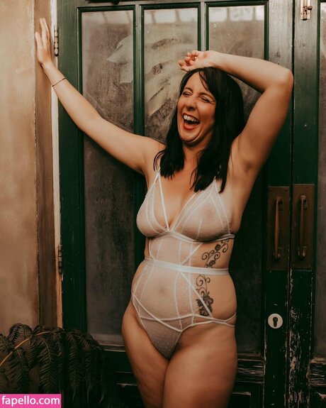 knee deep in life perfect pornstar photo