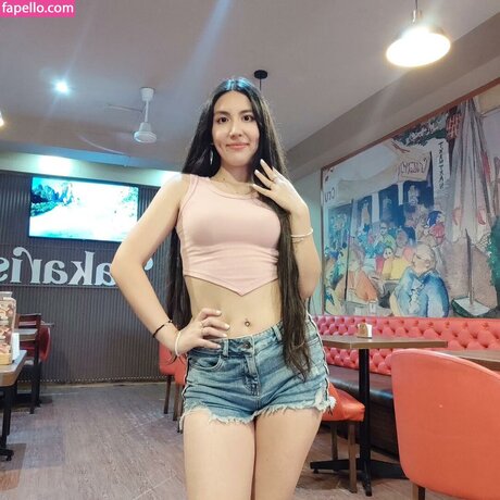 Nicole Dayana best actress pics