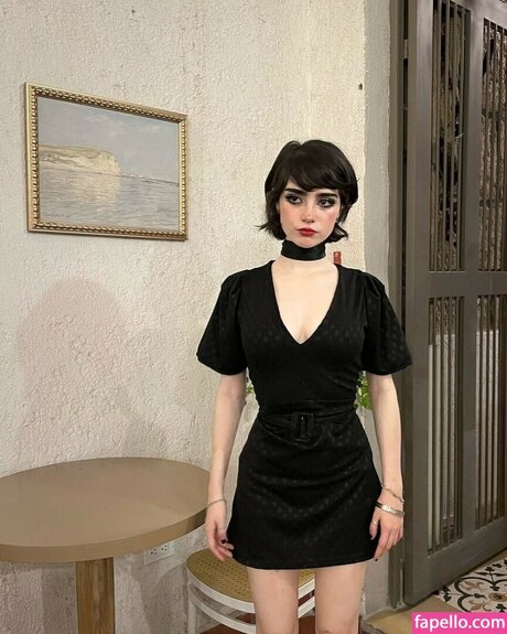 elinoiiddx model xxx archive