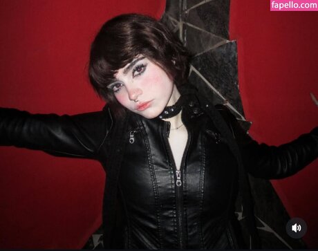 elinoiiddx model perfect gallery