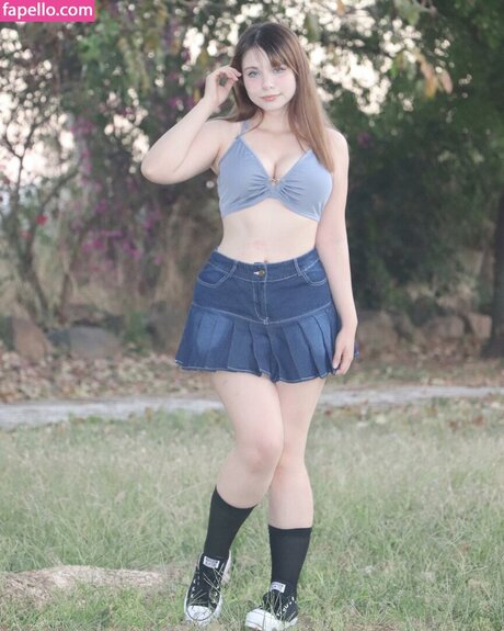 Michelle Mondragon model perfect images