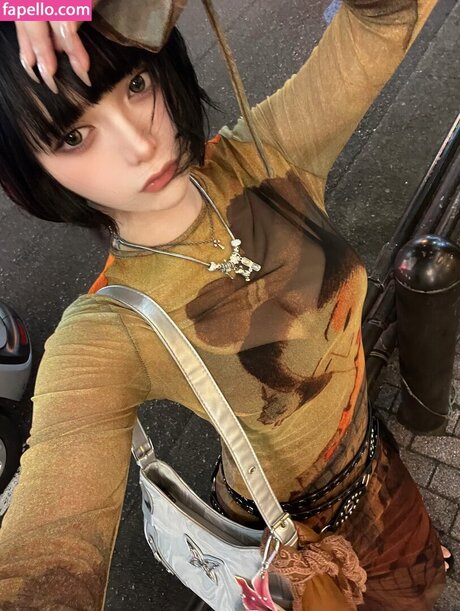 Yuriyuri Fanclub exclusive pornstar pics