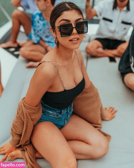 Pautips free pornstar photo