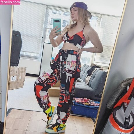 kristastreams perfect actress pic