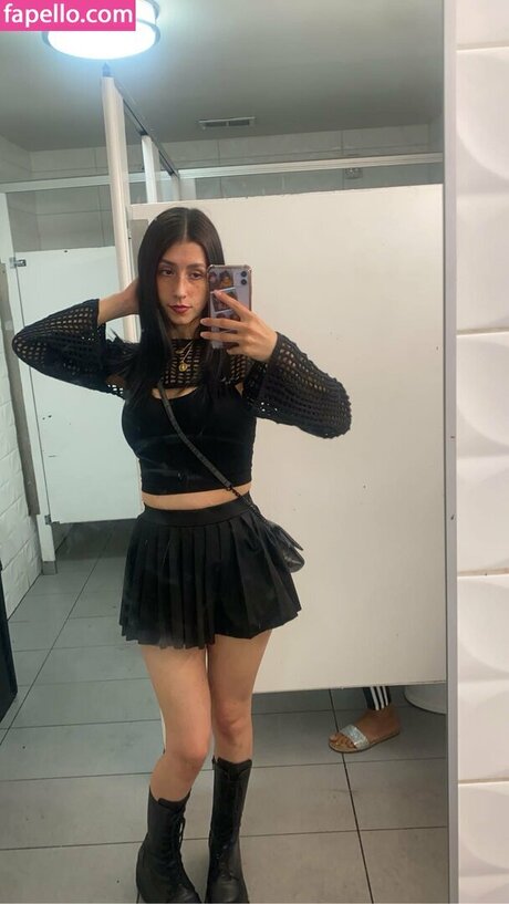 nevaevaaaaa top model pictures