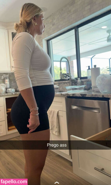 Cayla Vanderbaan pornstar adult img