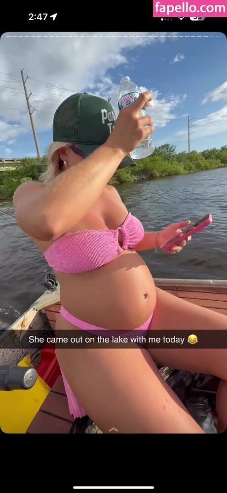 Cayla Vanderbaan exclusive star image