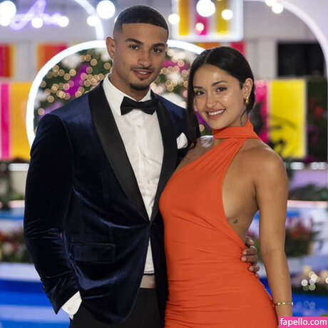 Leah Kateb sexy star picture