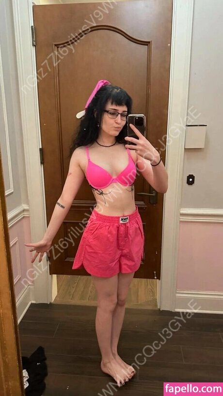 saucysphinx perfect actress photo