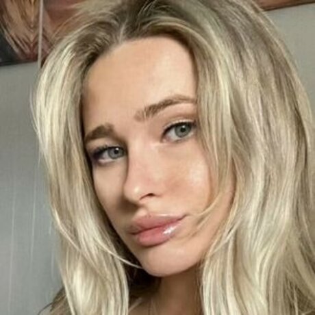 amateur couple onlyfans top pic