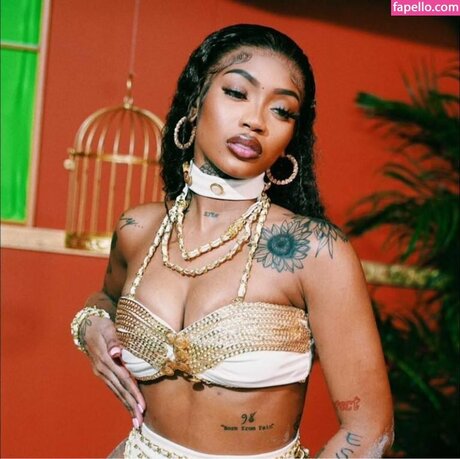 Jada Kingdom star sex pics