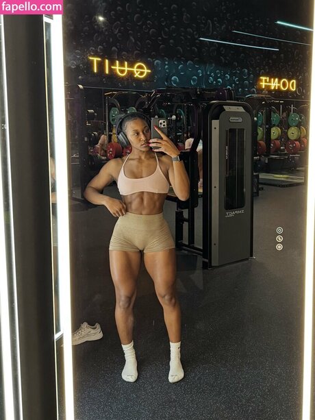 Tiara Howard high quality actress images