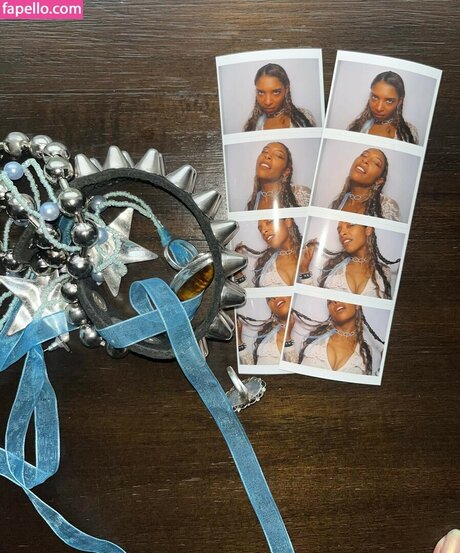 Spellling erotic actress pics