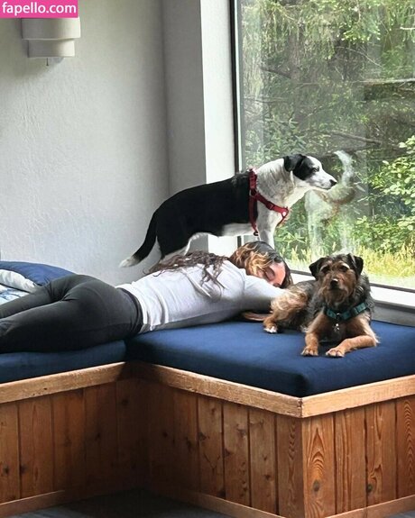 Spellling pornographic star pic