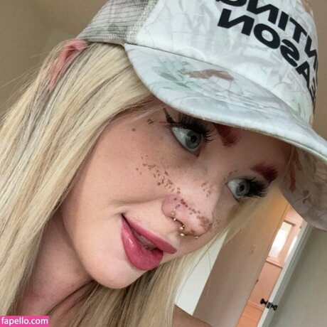 kaylamalecc pornstar beautiful pics