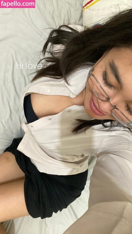 Manataudapat model perfect gallery