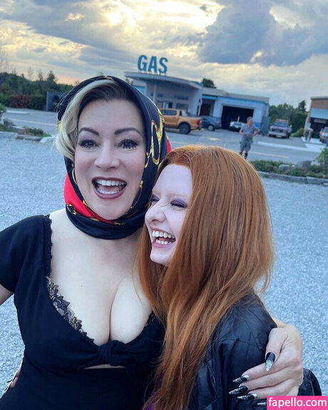 Jennifer Tilly sex actress pictures