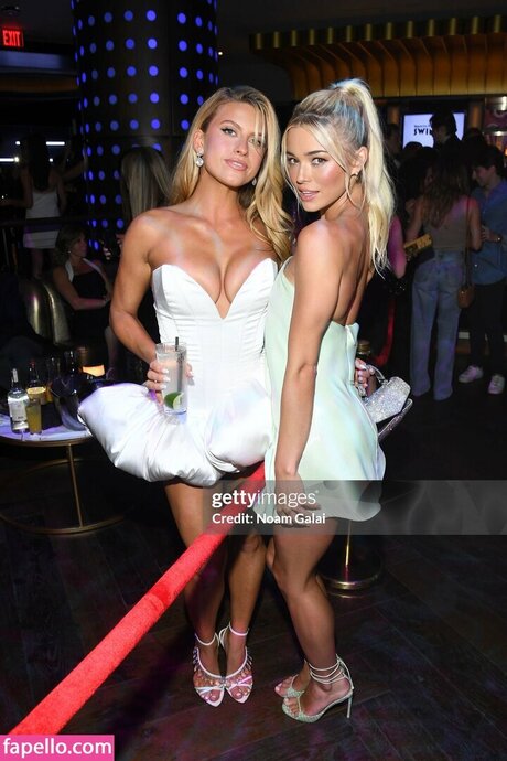 Xandra Pohl exclusive star archive