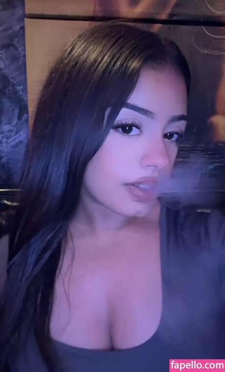 A vriell naked star archive