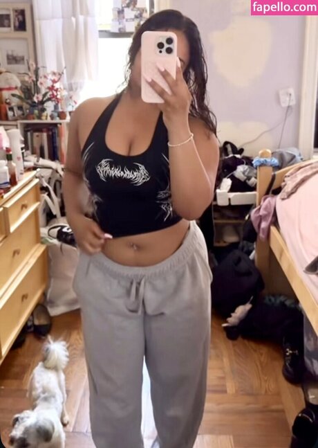 A vriell model nude photos