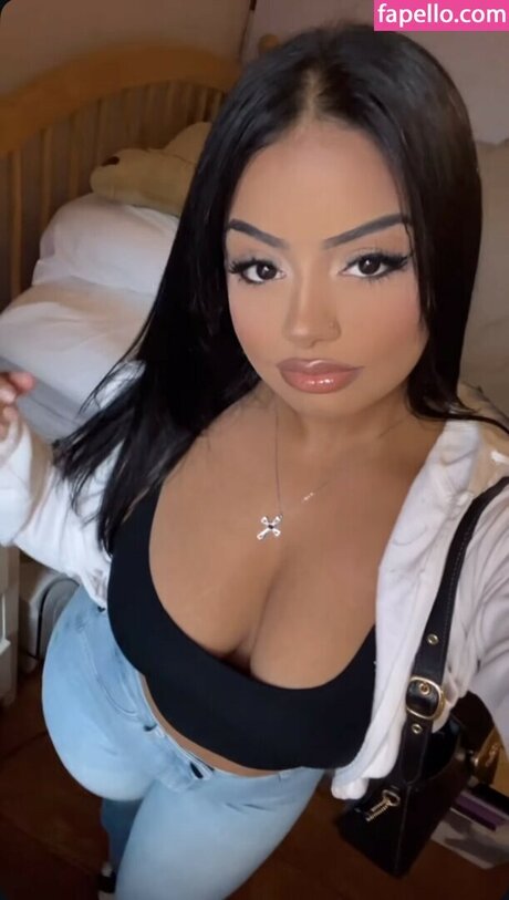 A vriell model xxx pic