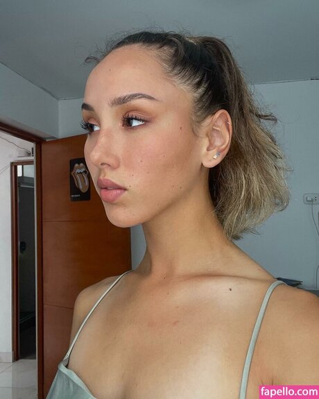 Micaela Caballero sex star pics