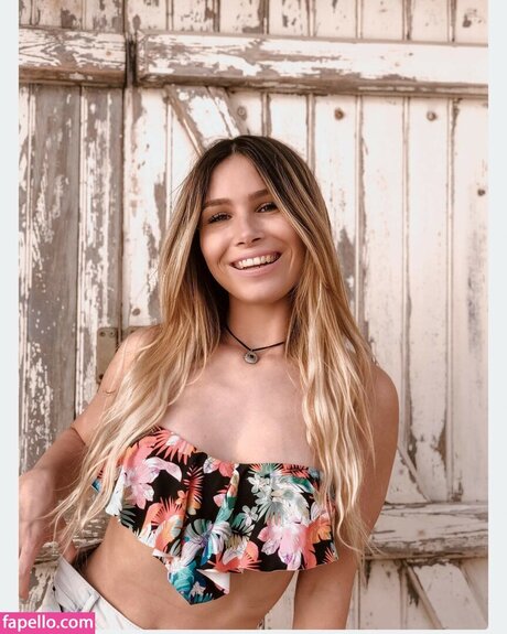 Tslanaxoxo model exclusive pictures